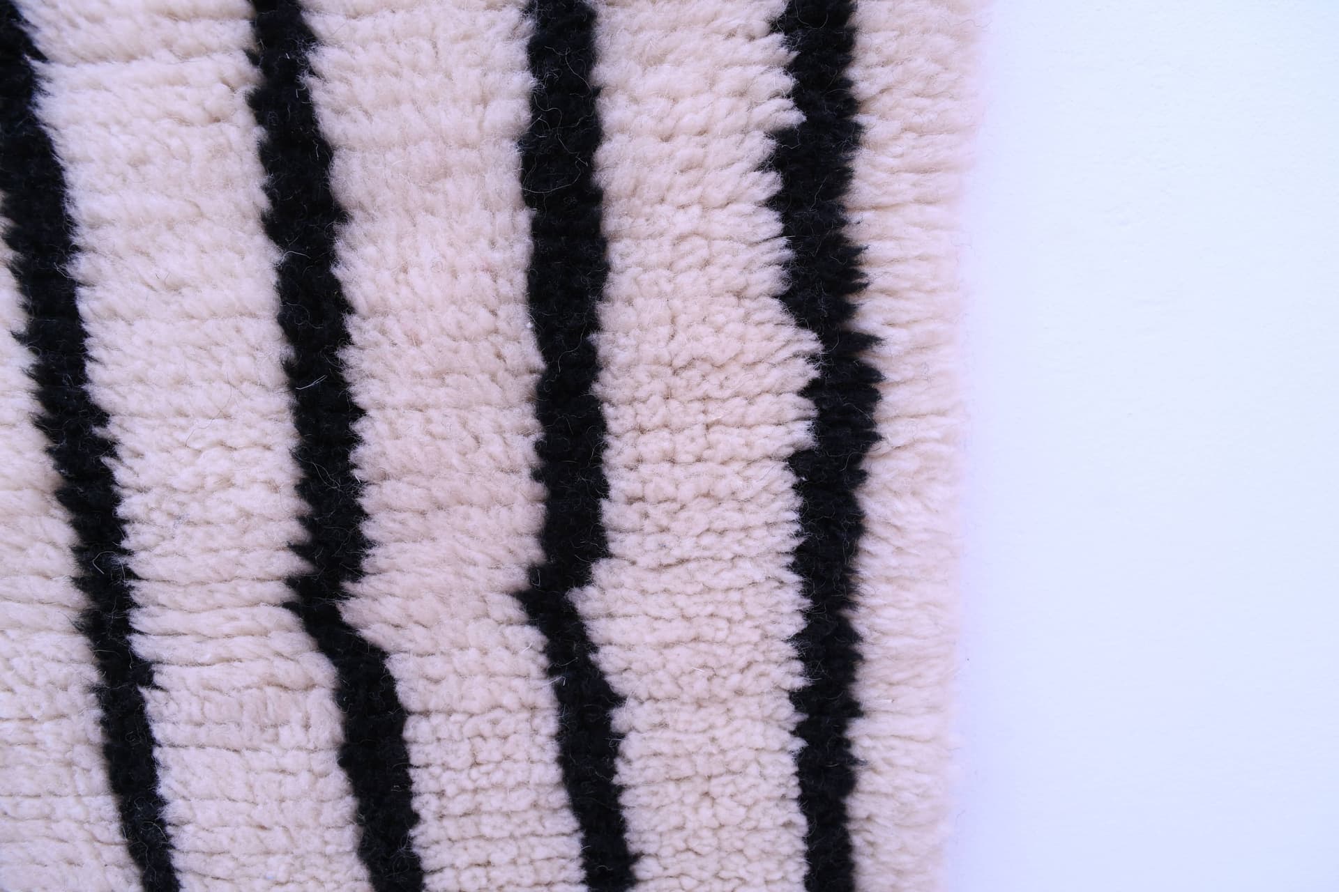 Ivory Black Abstract Rug