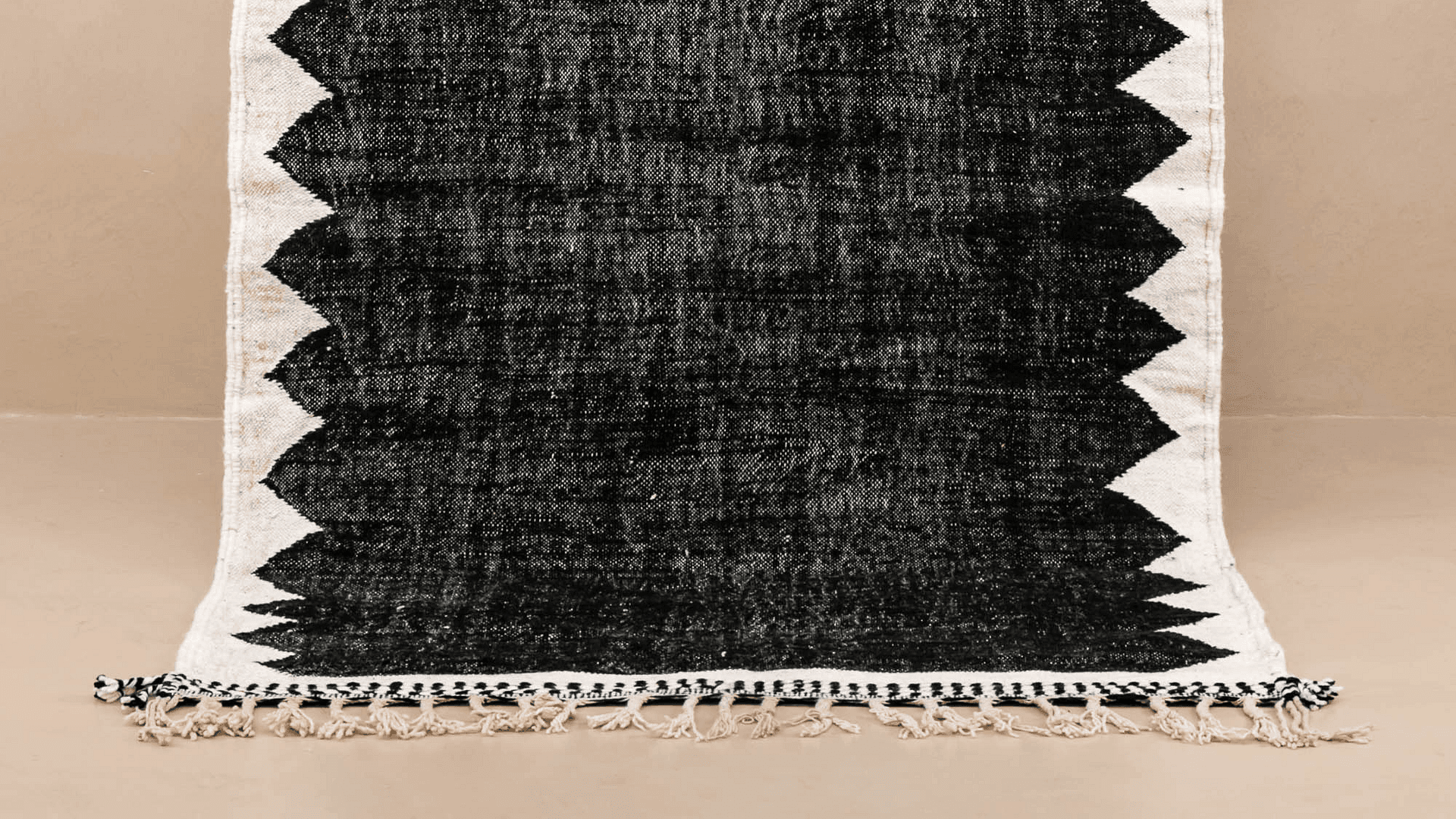 Black Zigzag Taznakht Rug
