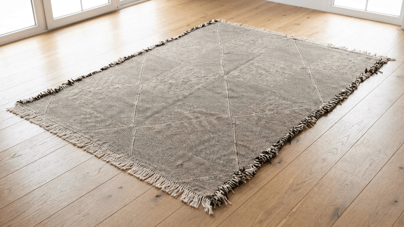 Neutral Diamond Grid Kilim Rug