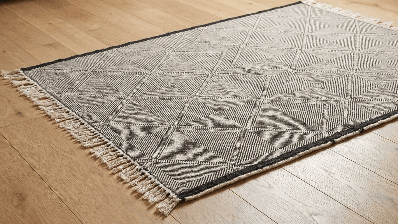 Neutral Black Diamond Taznakht Rug