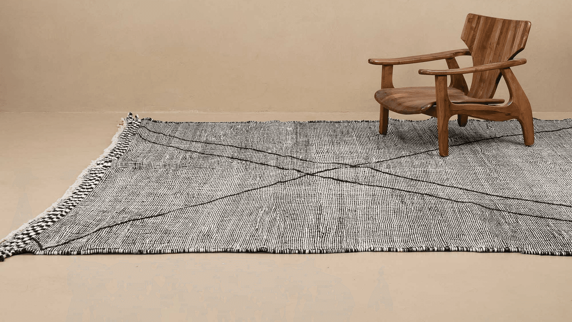 Neutral Linear Border Kilim Rug