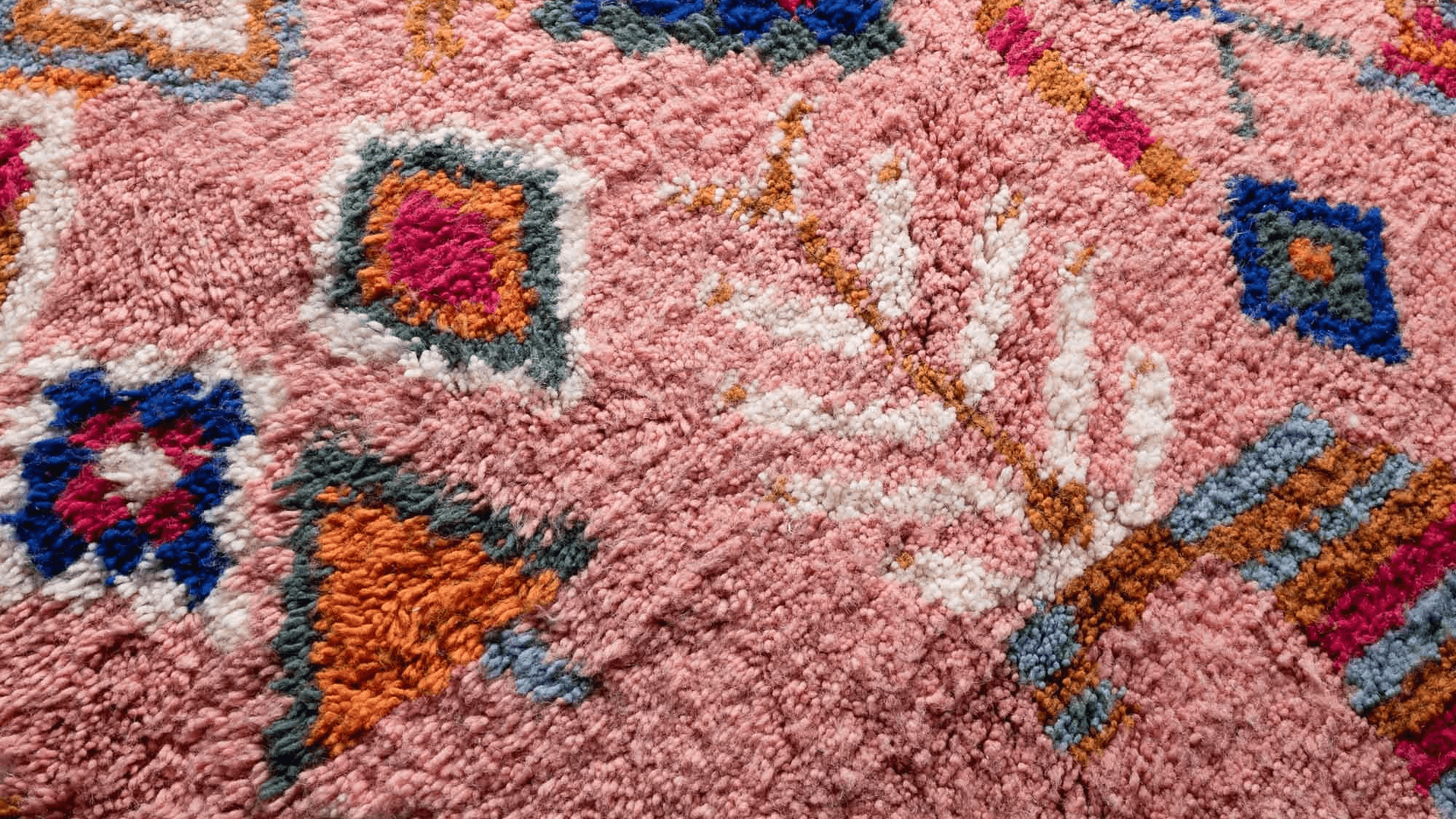 Pink Round Geometric Beni Ourain Rug
