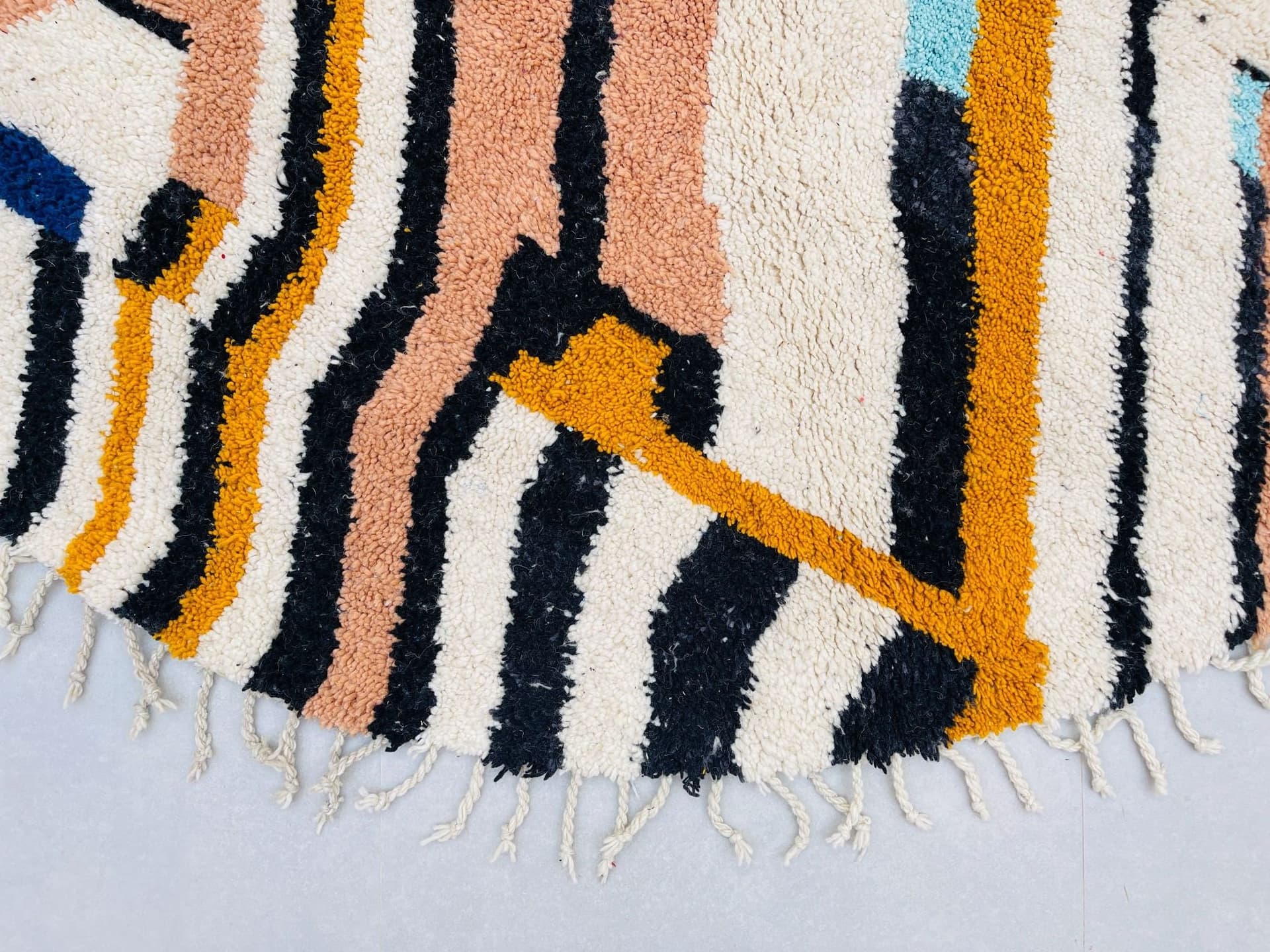 Multicolor Abstract Round Rug