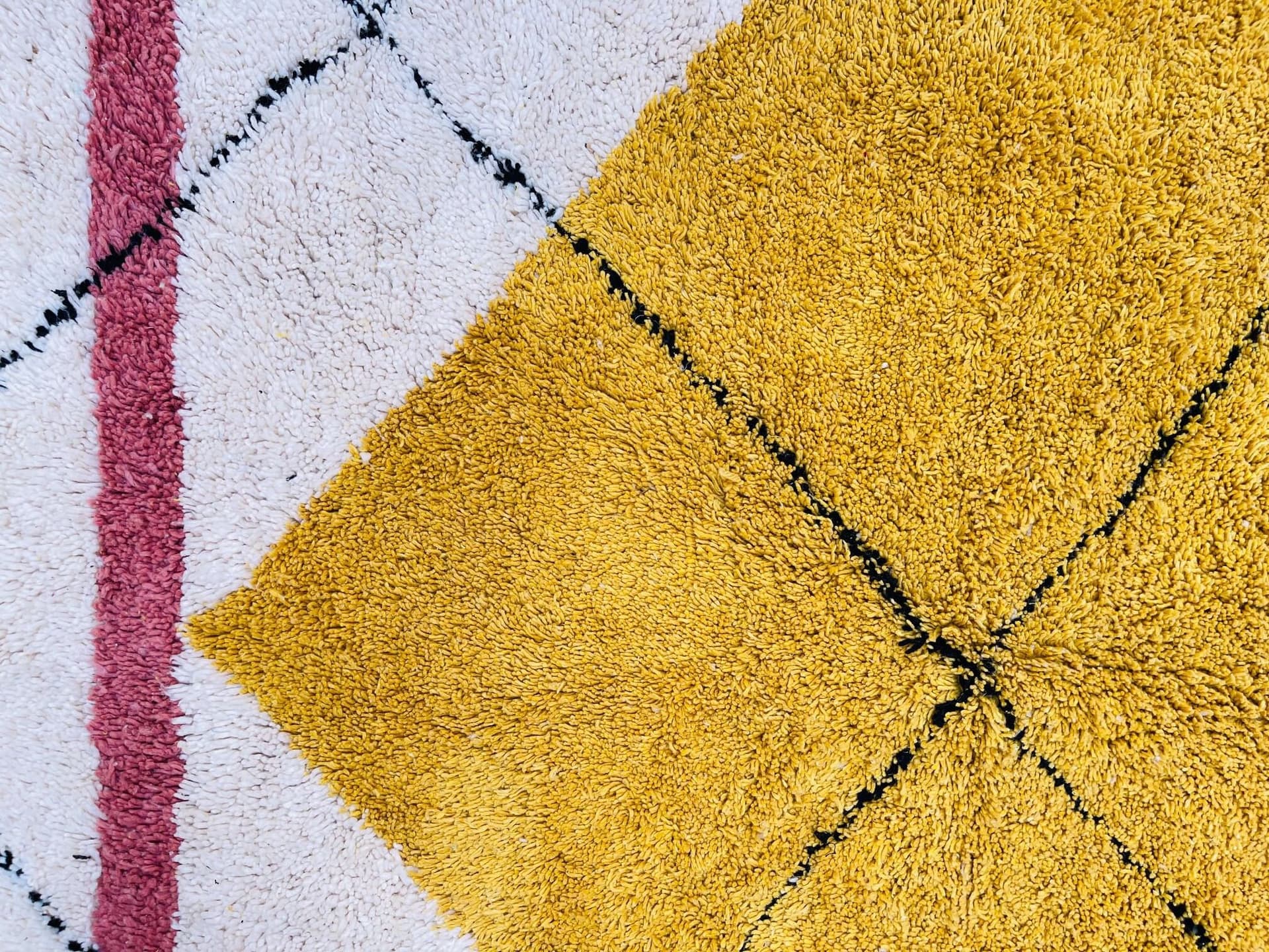 Yellow Diamond Round Beni Ourain Rug