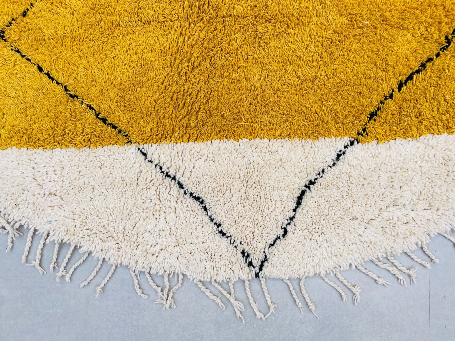Yellow Diamond Round Beni Ourain Rug