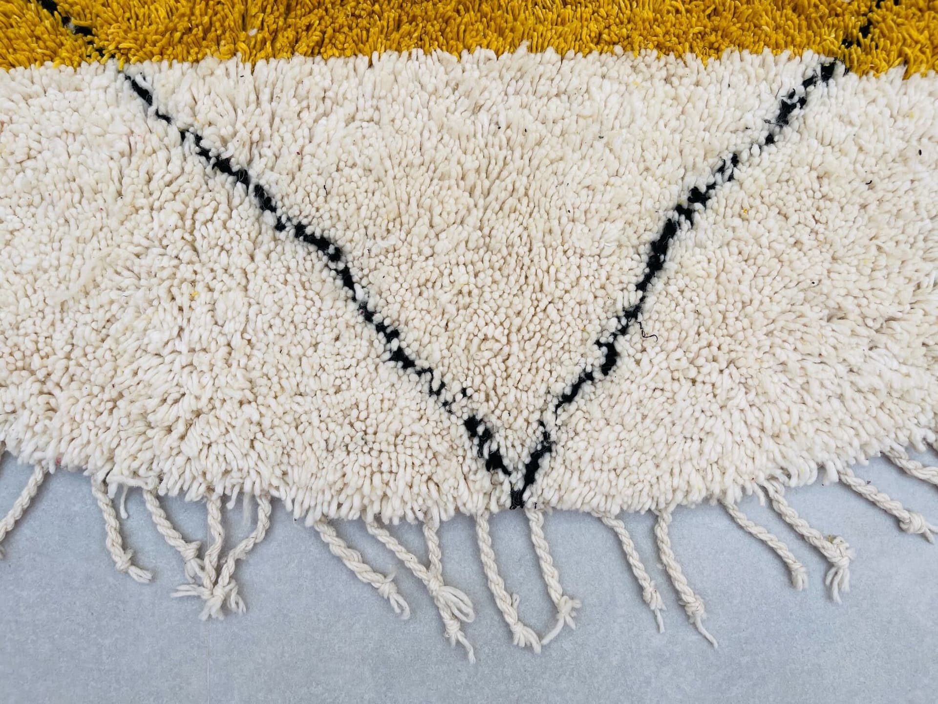 Yellow Diamond Round Beni Ourain Rug