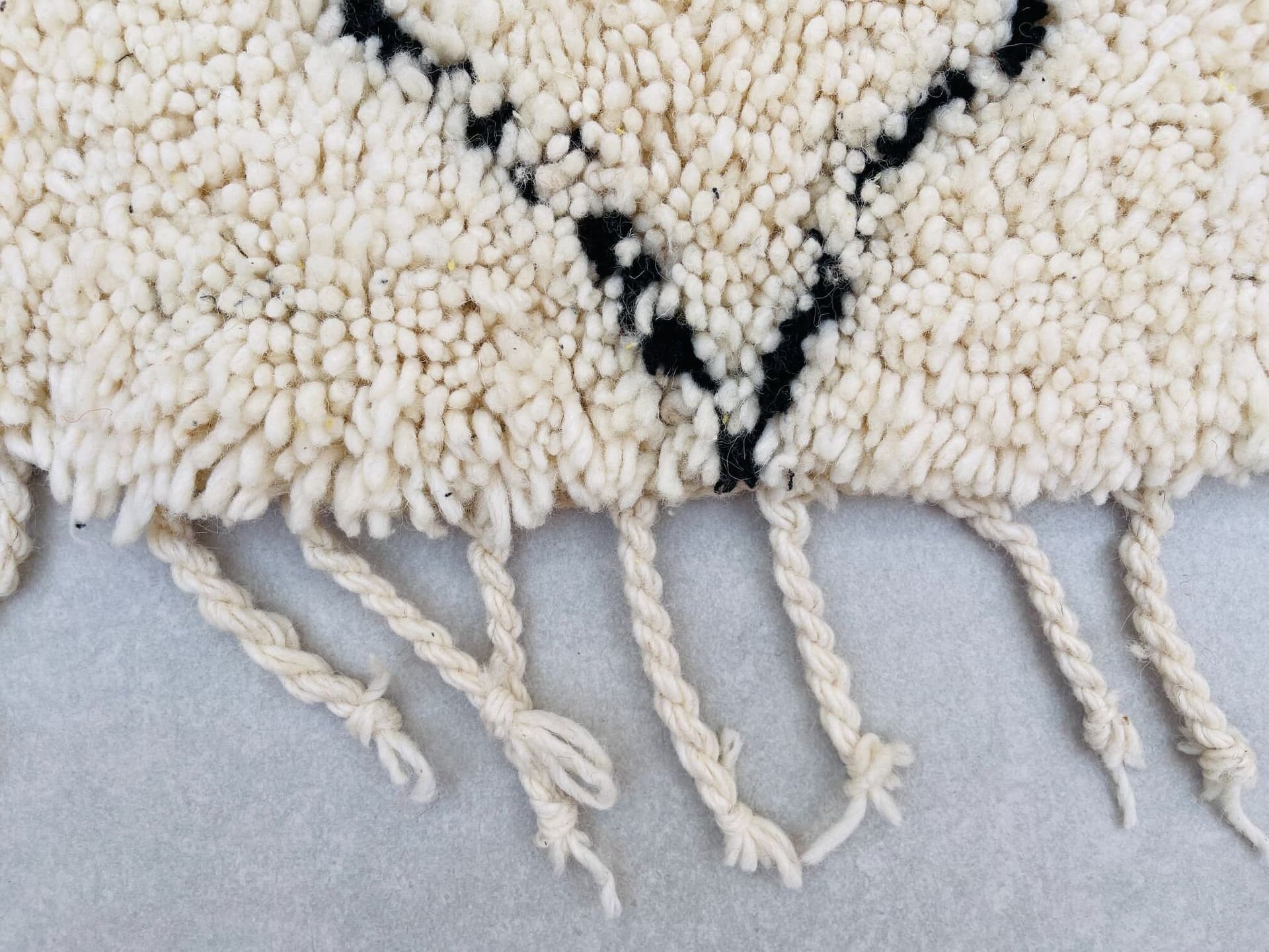 Yellow Diamond Round Beni Ourain Rug