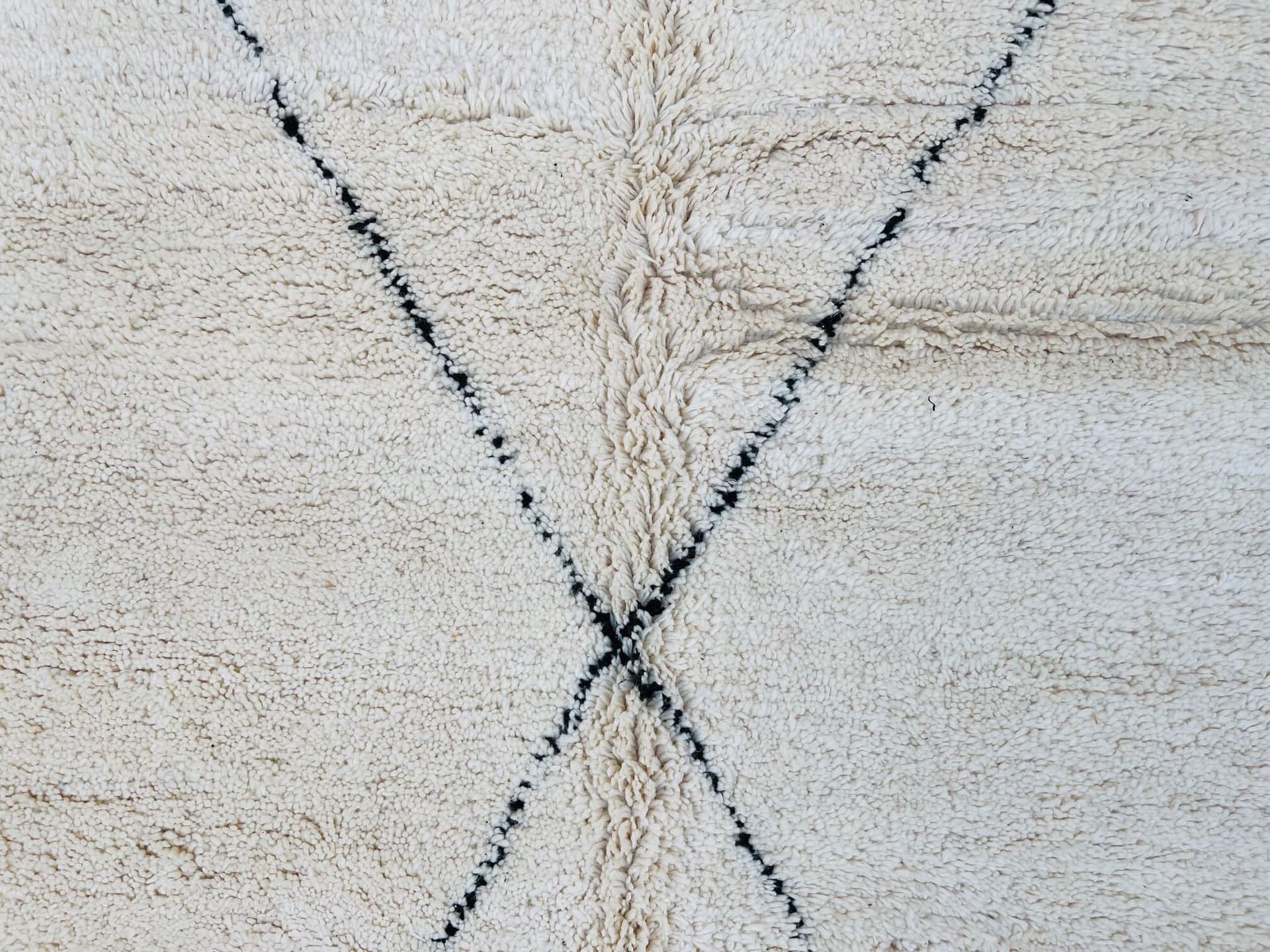 Neutral Open Diamond Beni Ourain Rug