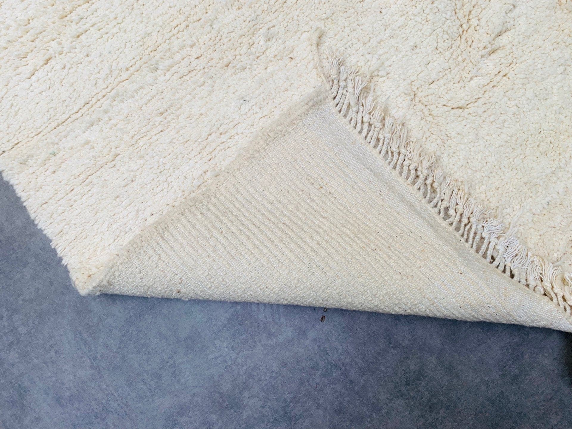 Beni ourain white carpet, Berber Moroccan rug