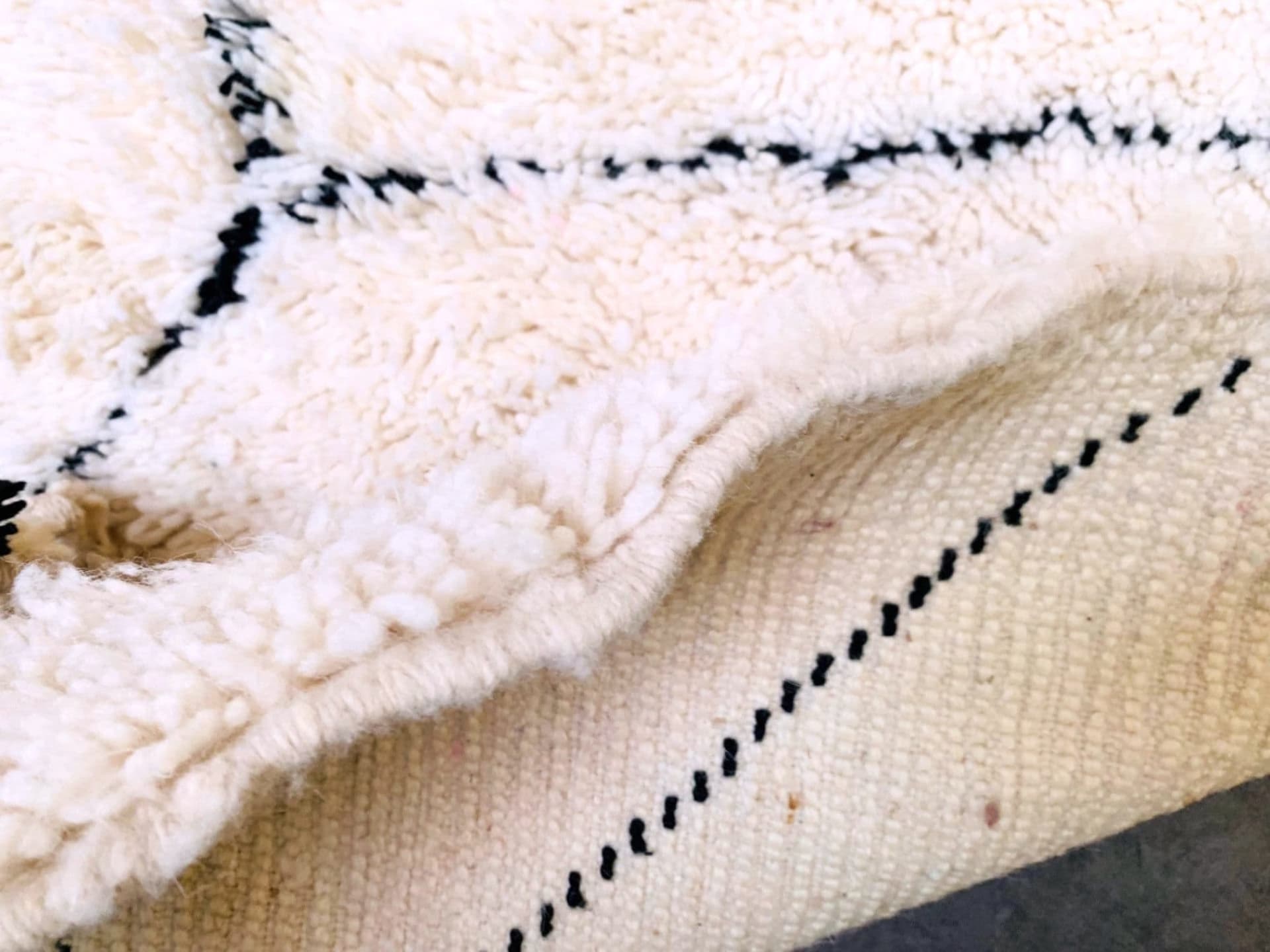 Neutral Crosshatch Beni Ourain Rug