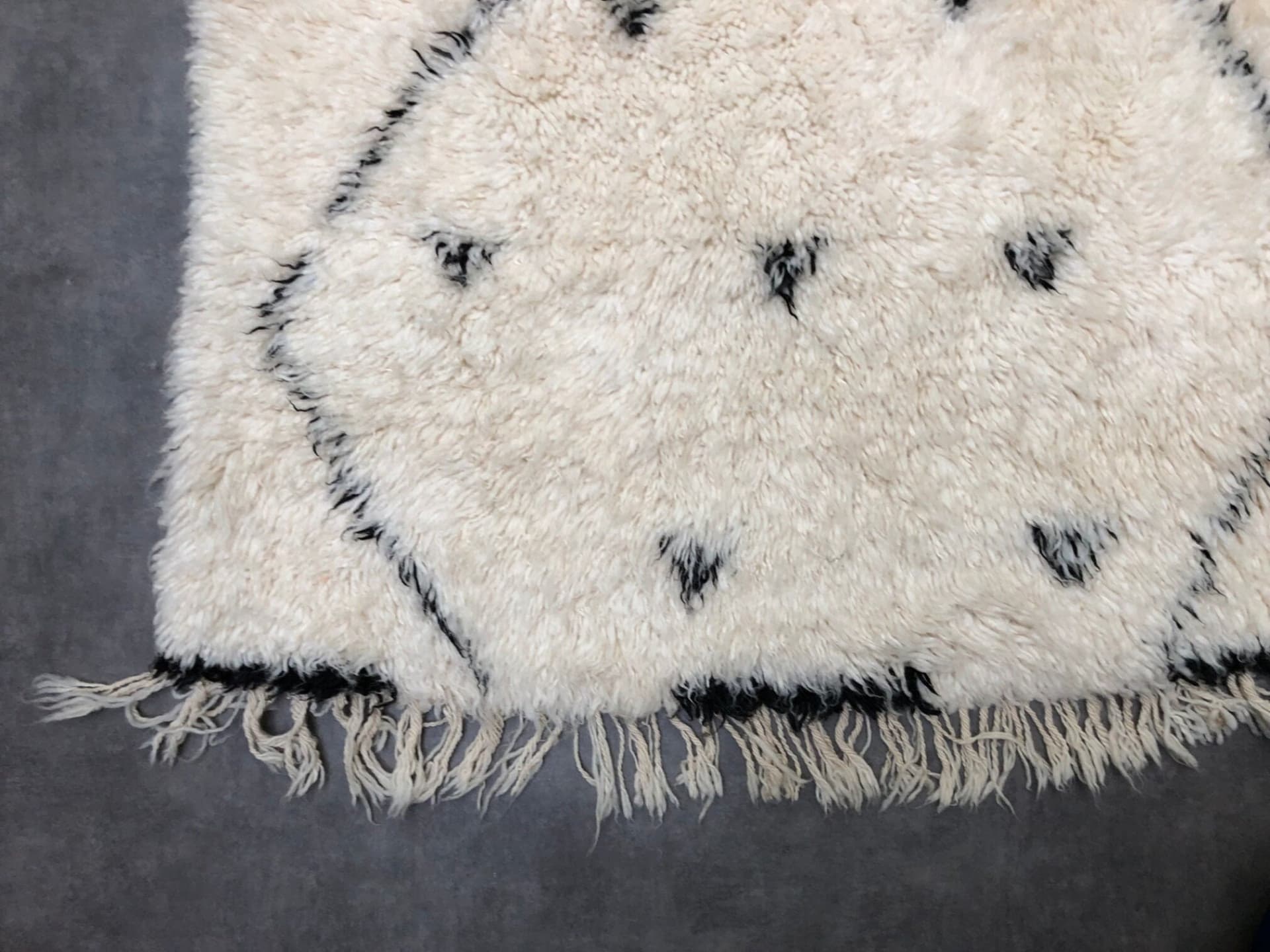Ivory Speckled Diamond Beni Ourain Rug