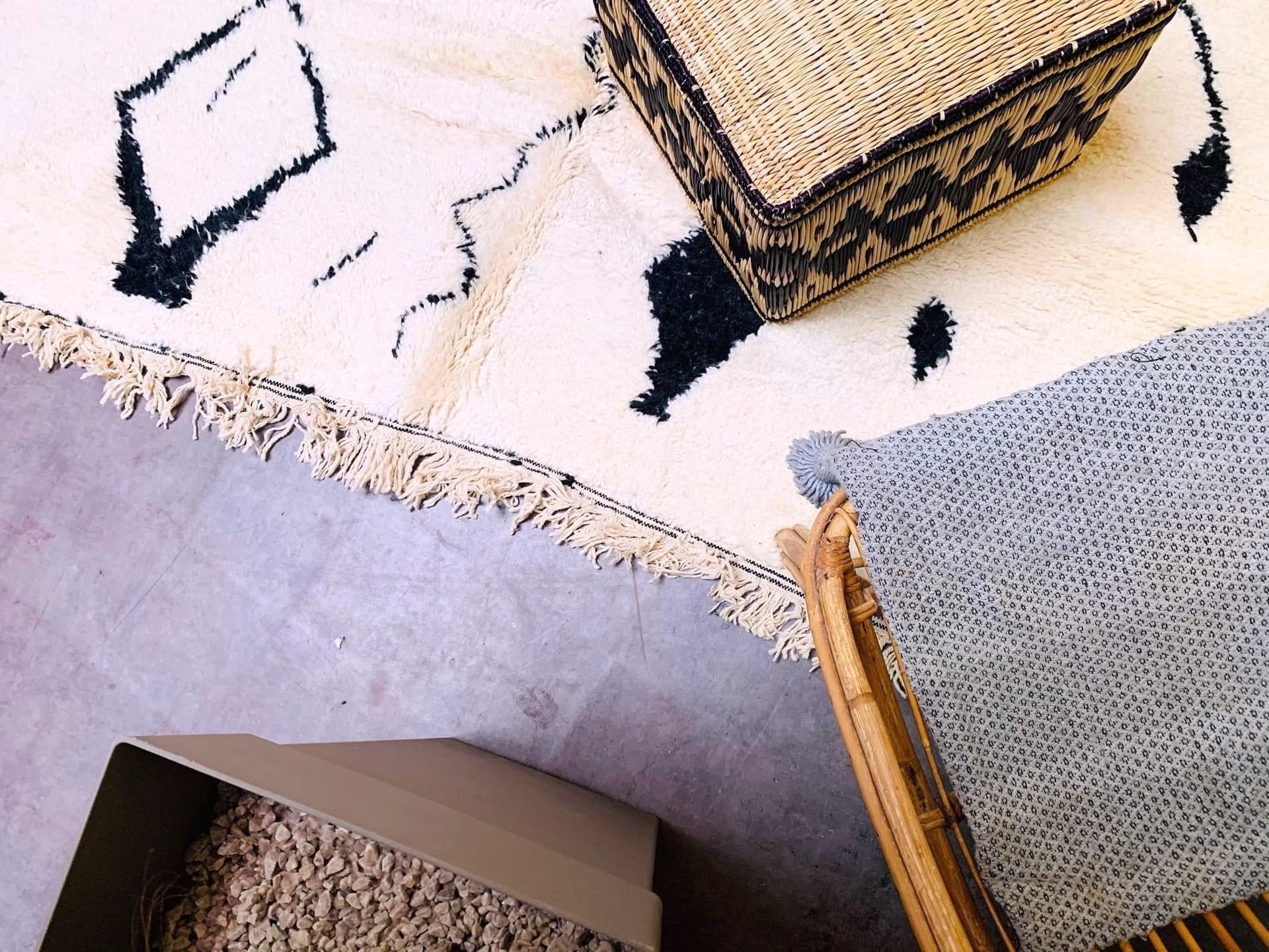 Ivory Black Angular Beni Ourain Rug