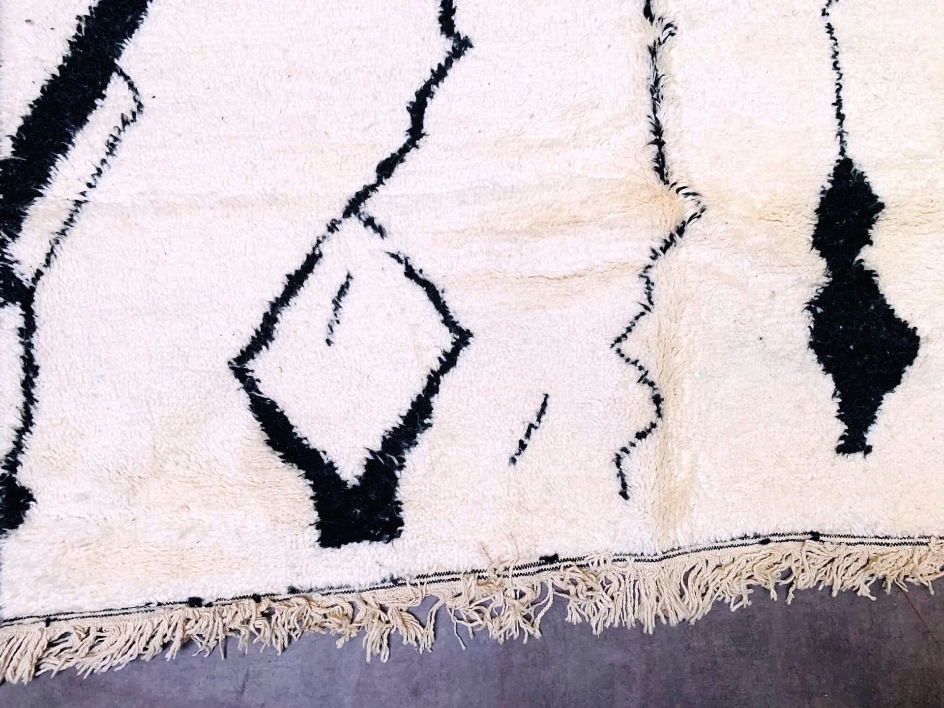 Ivory Black Angular Beni Ourain Rug