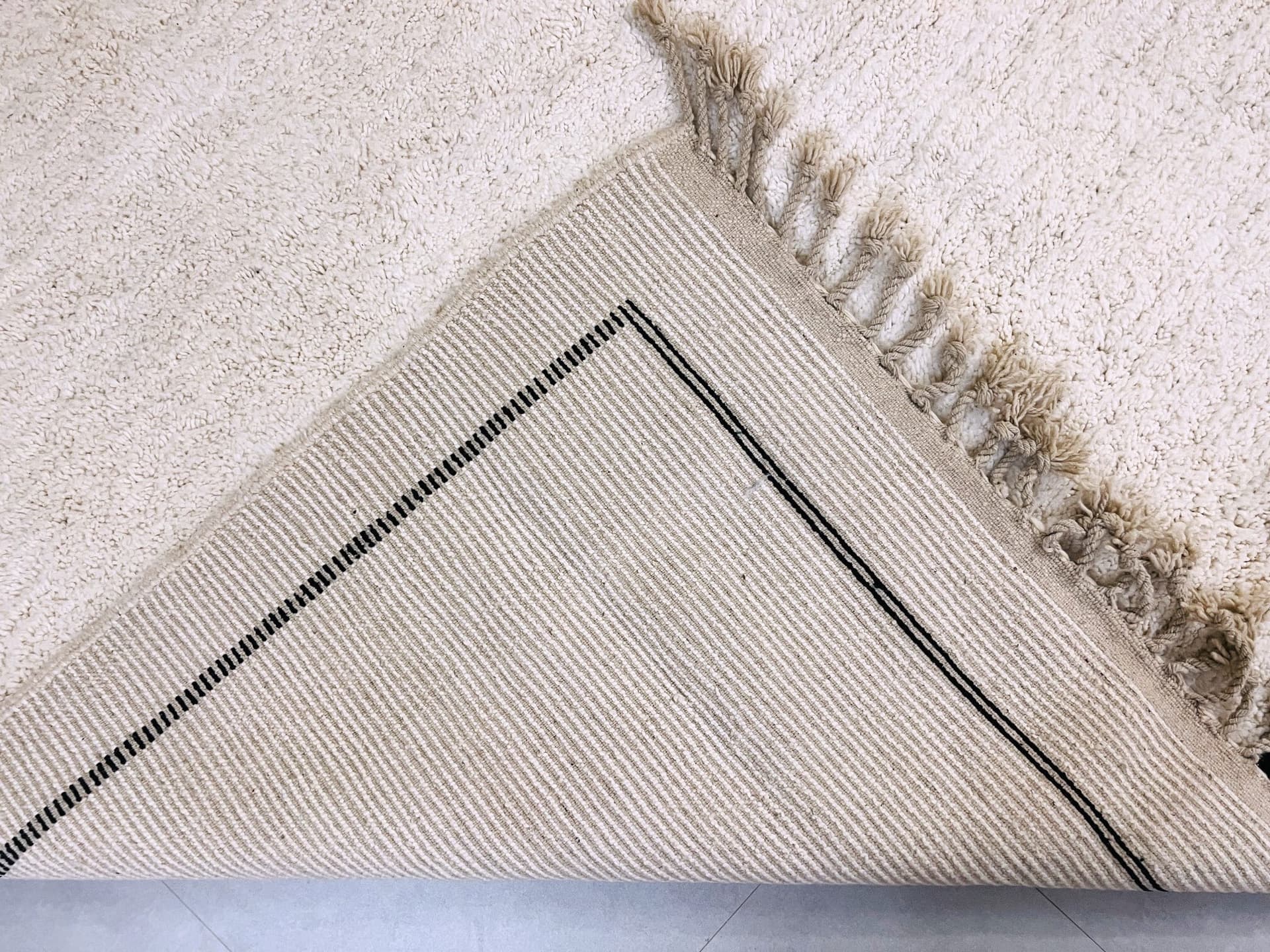 Black Border Beni Ourain Rug