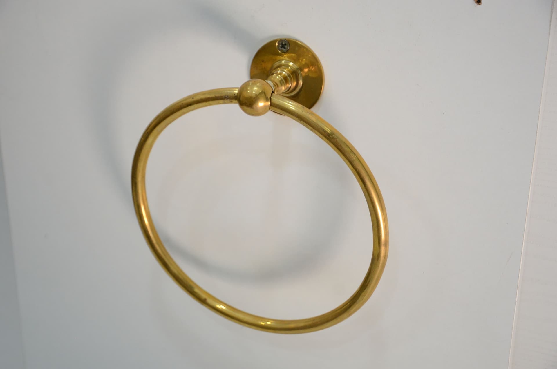 towel ring, unlacquered brass, towel rack, towel rod, towel rail, vintage towel holder, old towel holder, brass hardware, bathroom hardware,