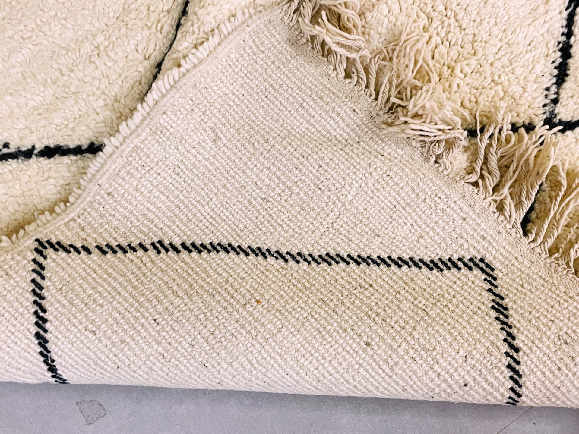 Ivory Interlock Beni Ourain Rug