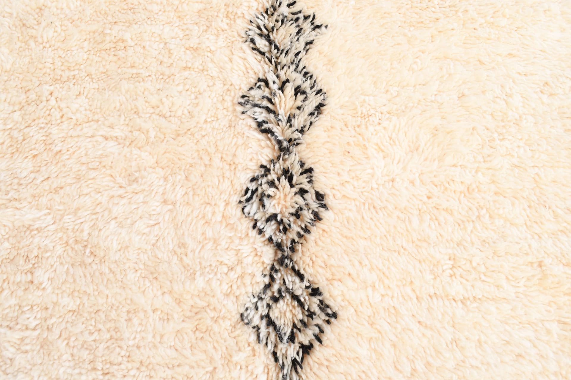 Ivory Diamond Border Beni Ourain Rug