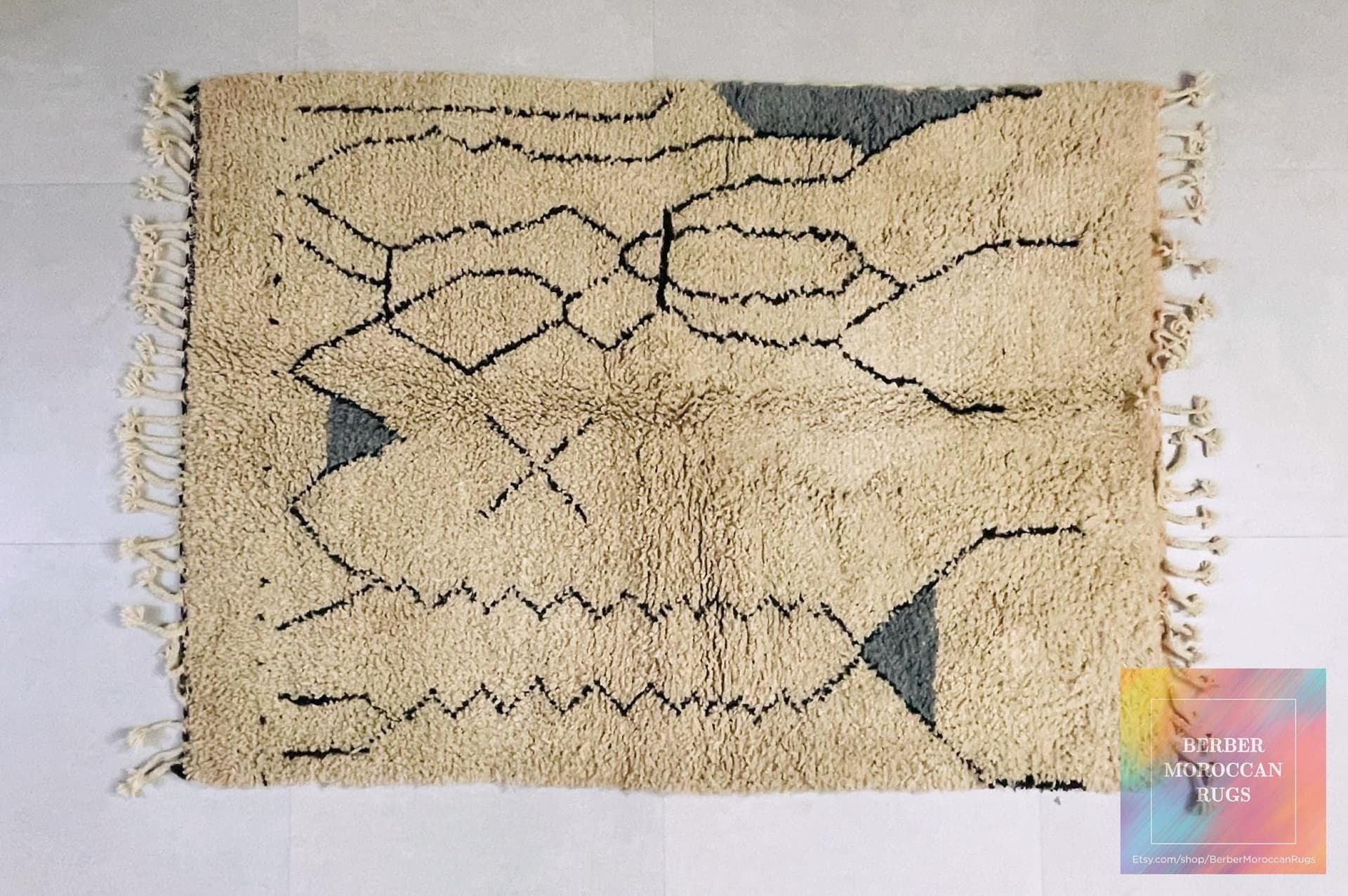 Neutral Cracked Diamond Beni Ourain Rug