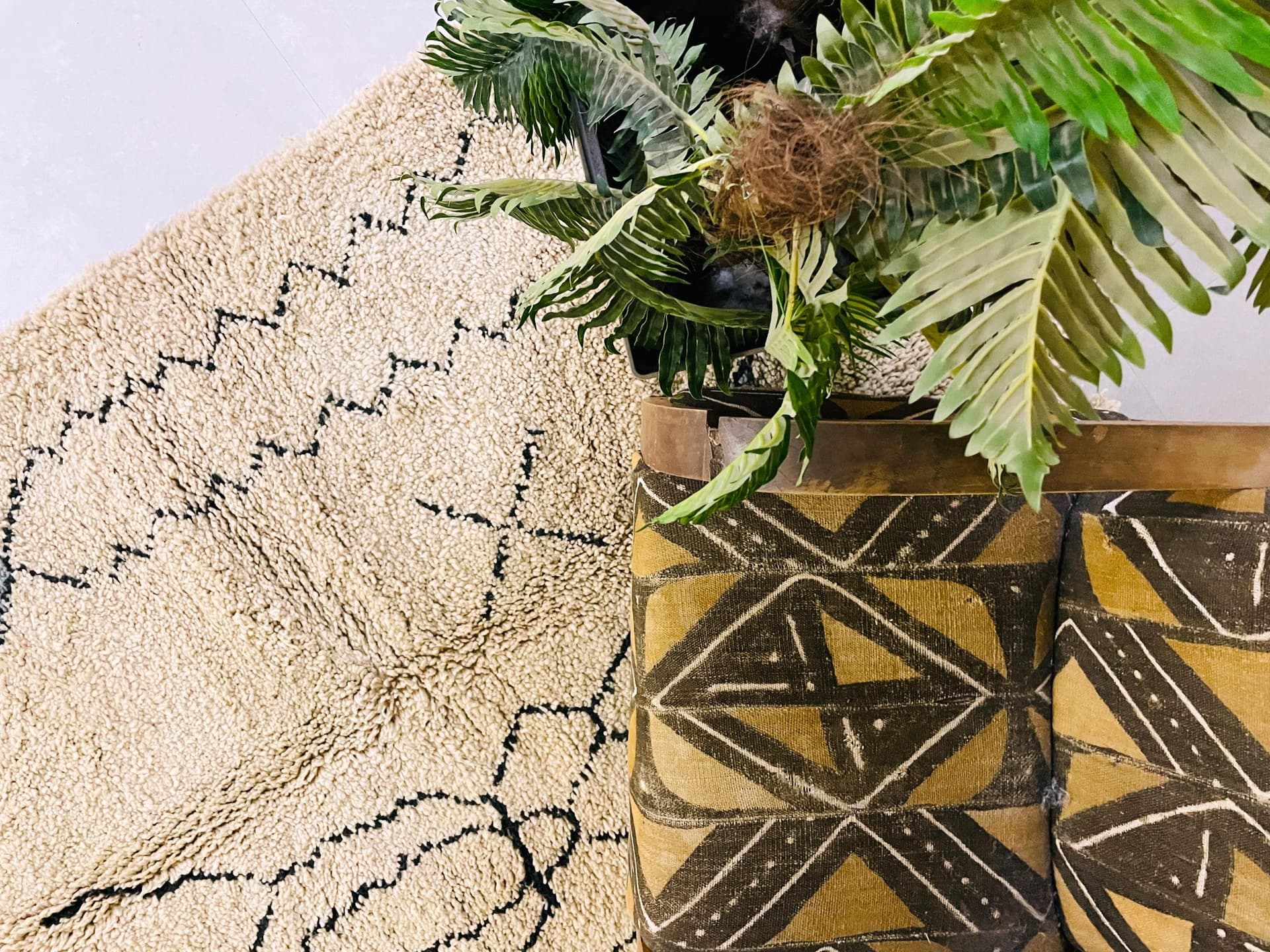 Neutral Cracked Diamond Beni Ourain Rug