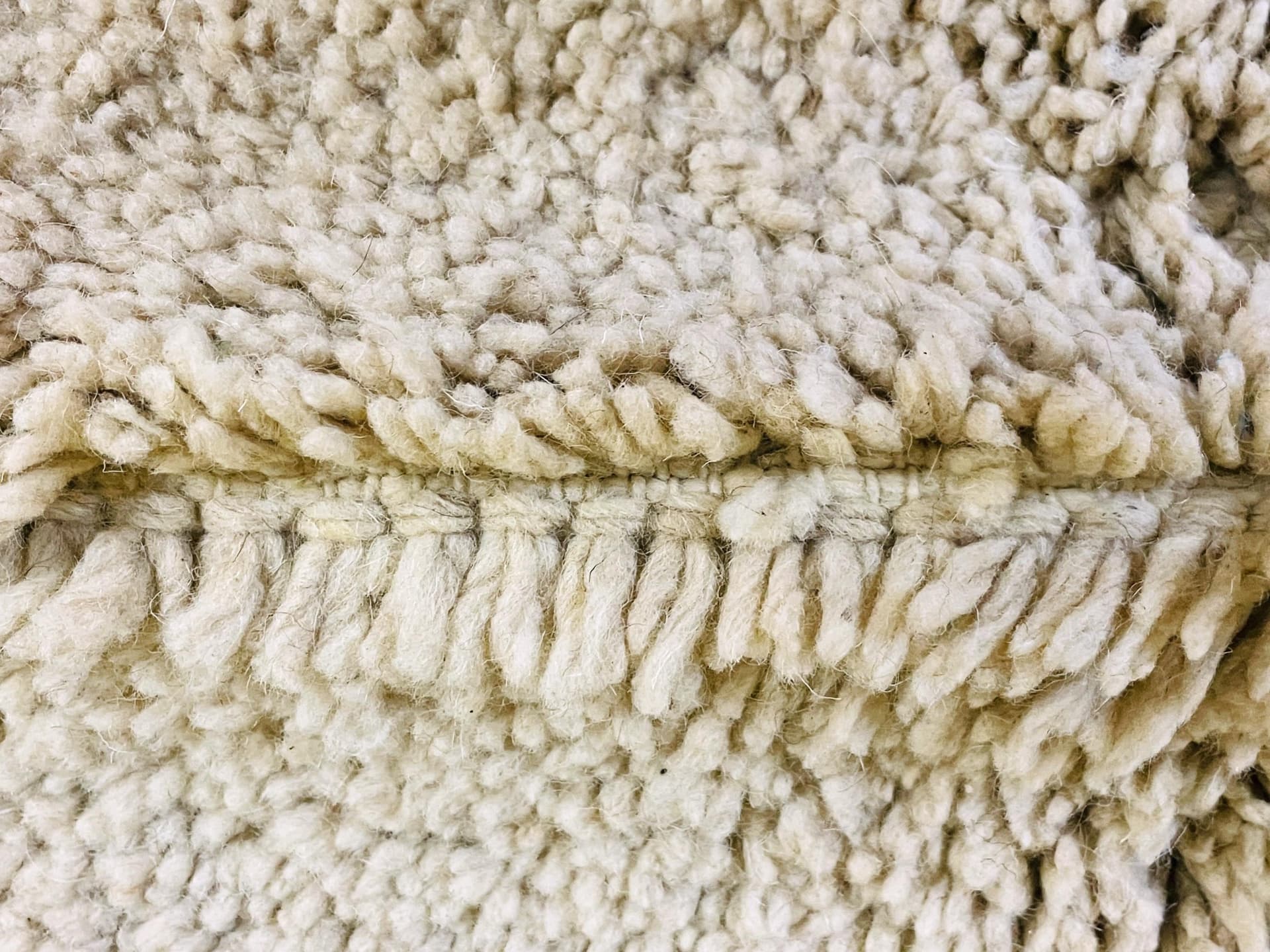 Neutral Cracked Diamond Beni Ourain Rug