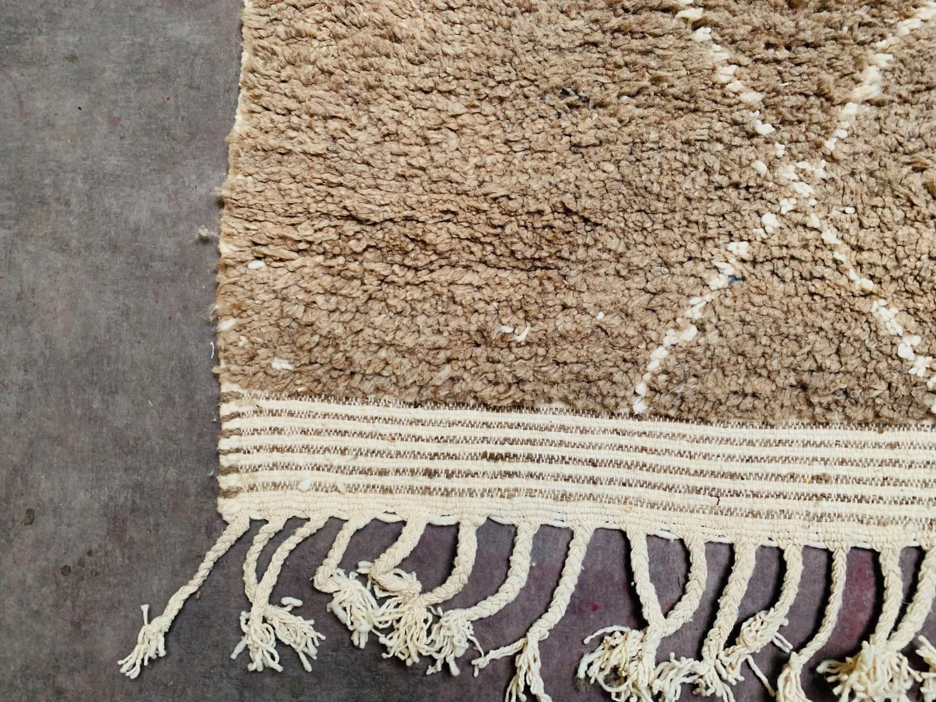 Neutral Faint Diamond Beni Ourain Rug