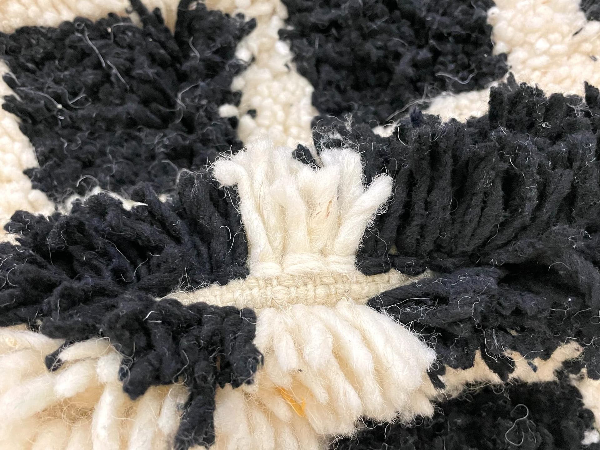 Ivory Staggered Grid Beni Ourain Rug