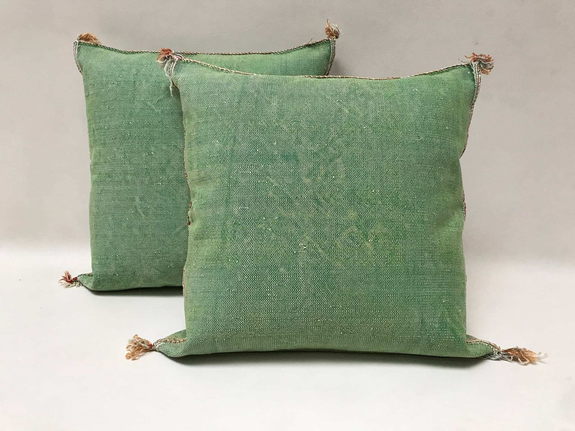 Green silk pillow, Moroccan Sabra cushion, handmade cactus silk pillow, Berber Sabra cushion, Pillow Throw, Moroccan Lumbar Sabra Cushion