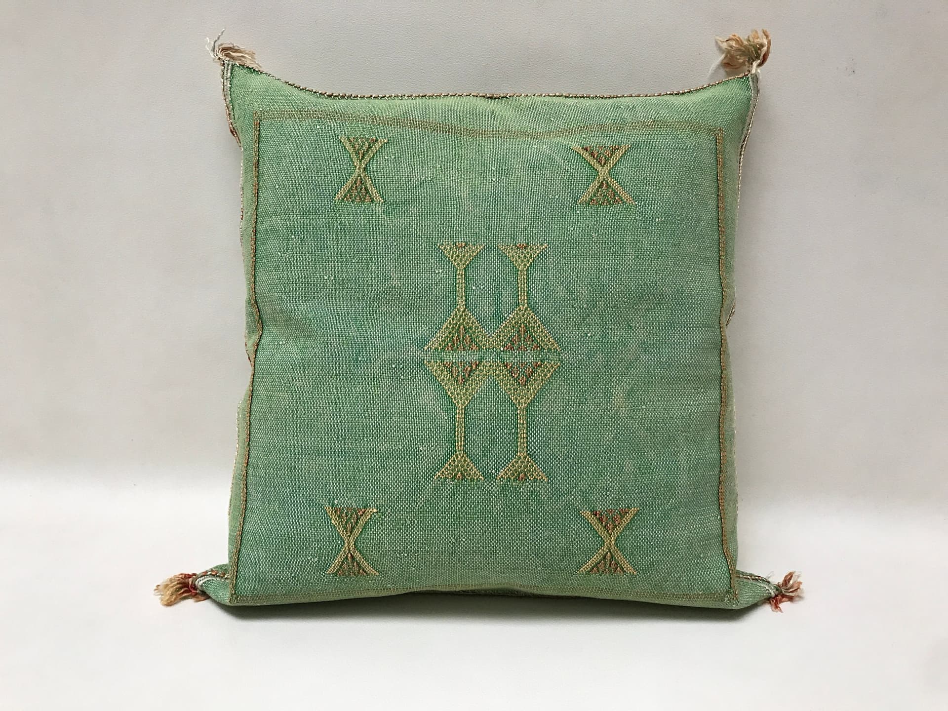 Green silk pillow, Moroccan Sabra cushion, handmade cactus silk pillow, Berber Sabra cushion, Pillow Throw, Moroccan Lumbar Sabra Cushion