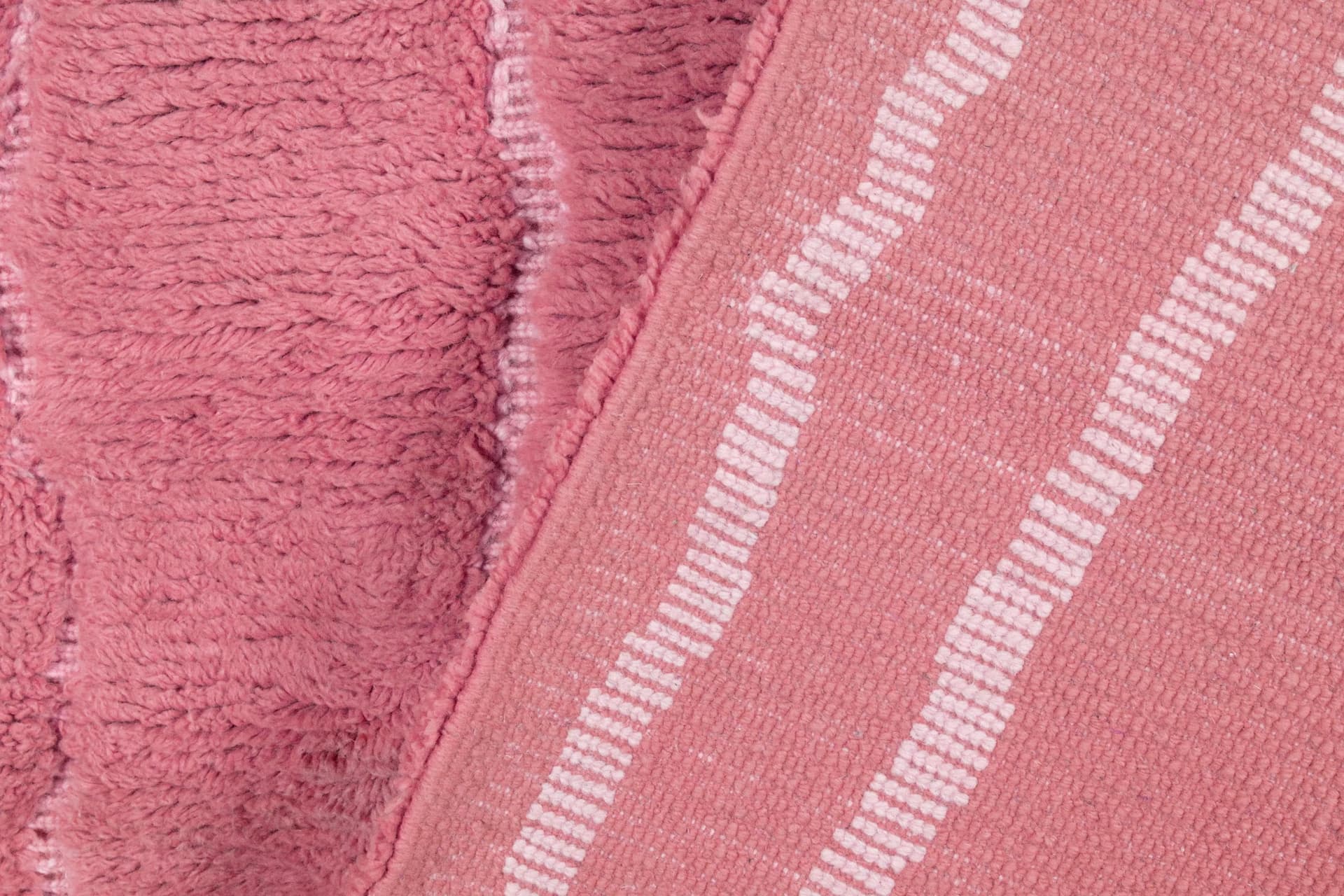 Pink Organic Line Beni Mrirt Rug
