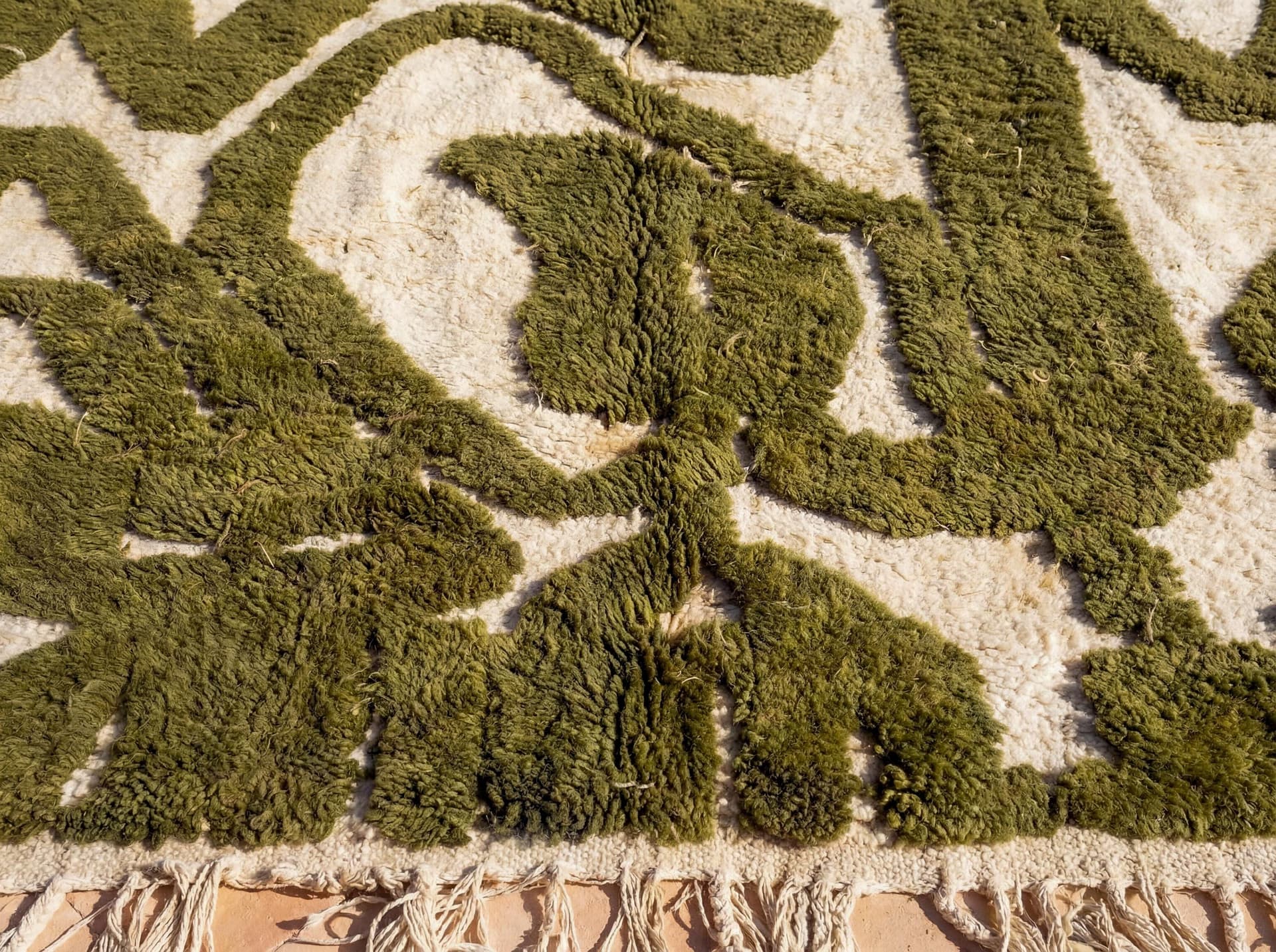 Olive Sculpted Abstract Rug