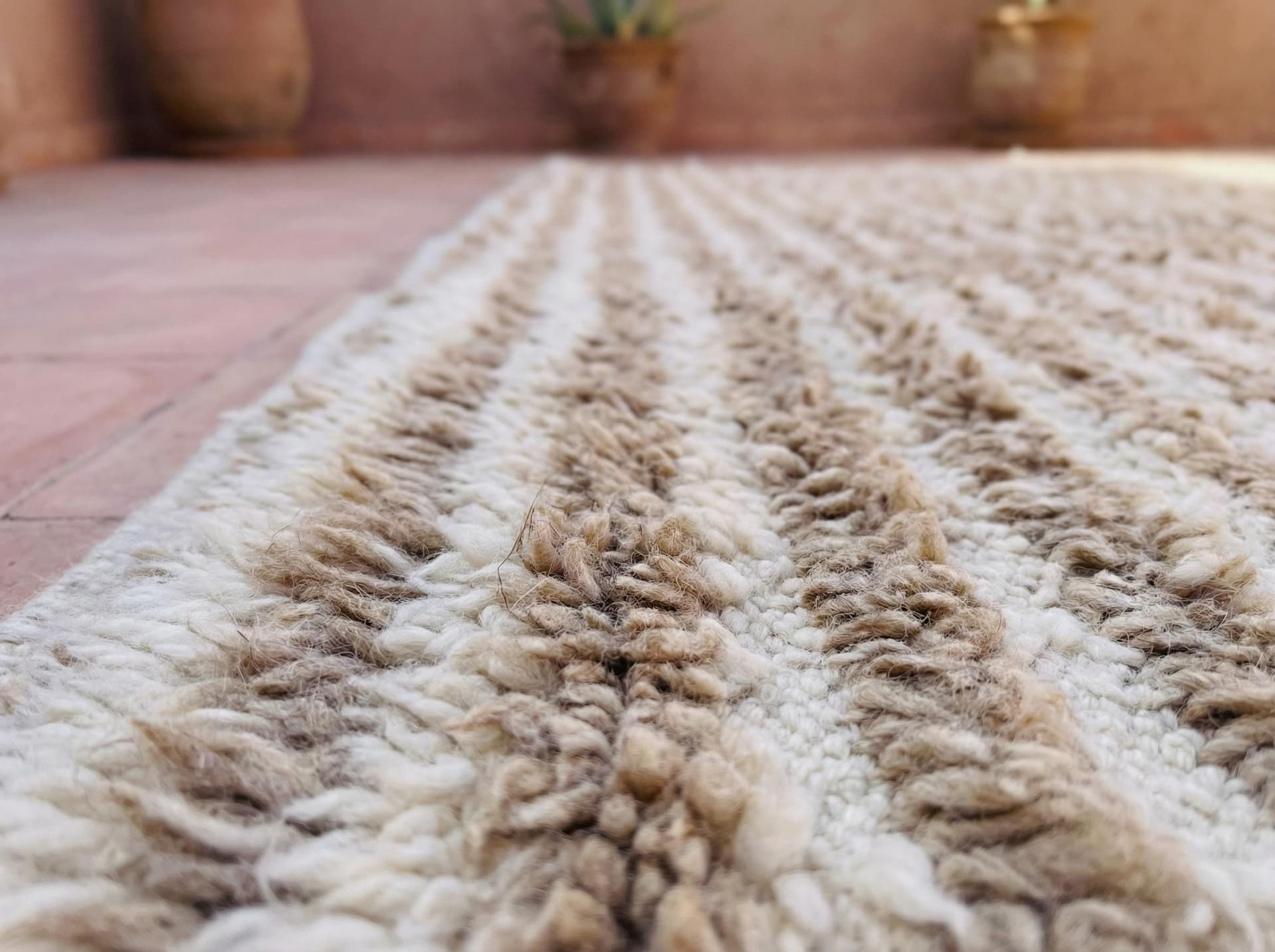 Ivory Ribbed Shag Rug