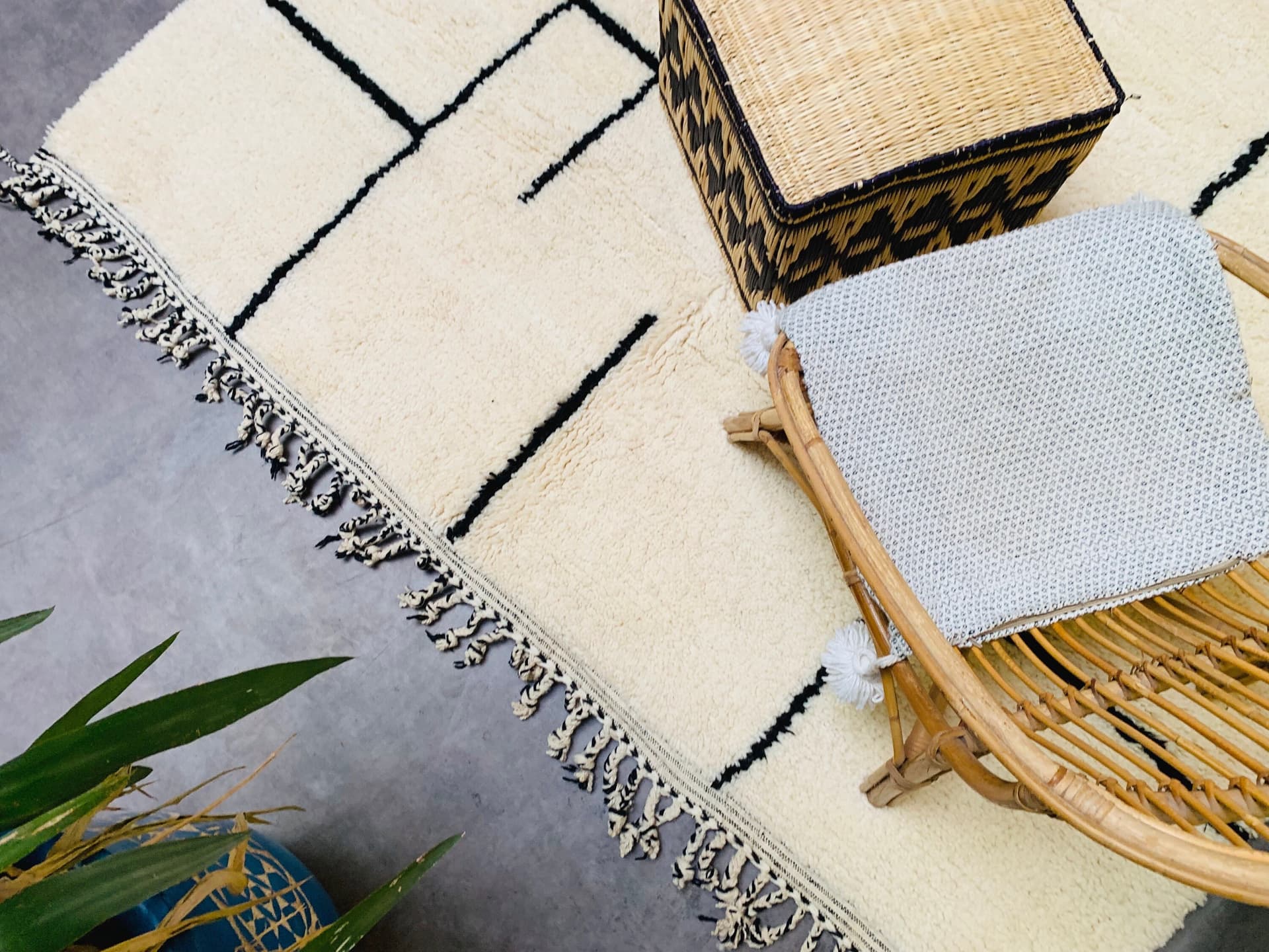 Ivory Asymmetric Grid Beni Ourain Rug