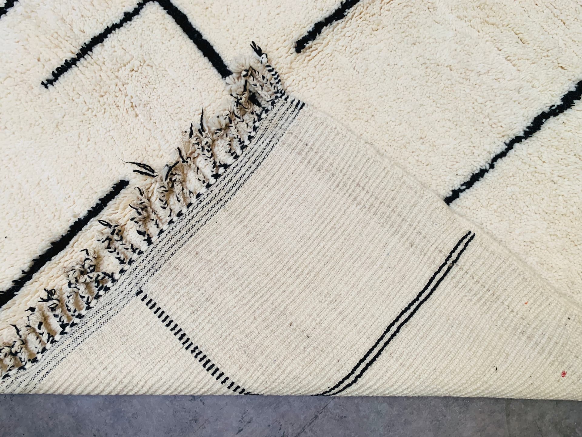 Ivory Asymmetric Grid Beni Ourain Rug
