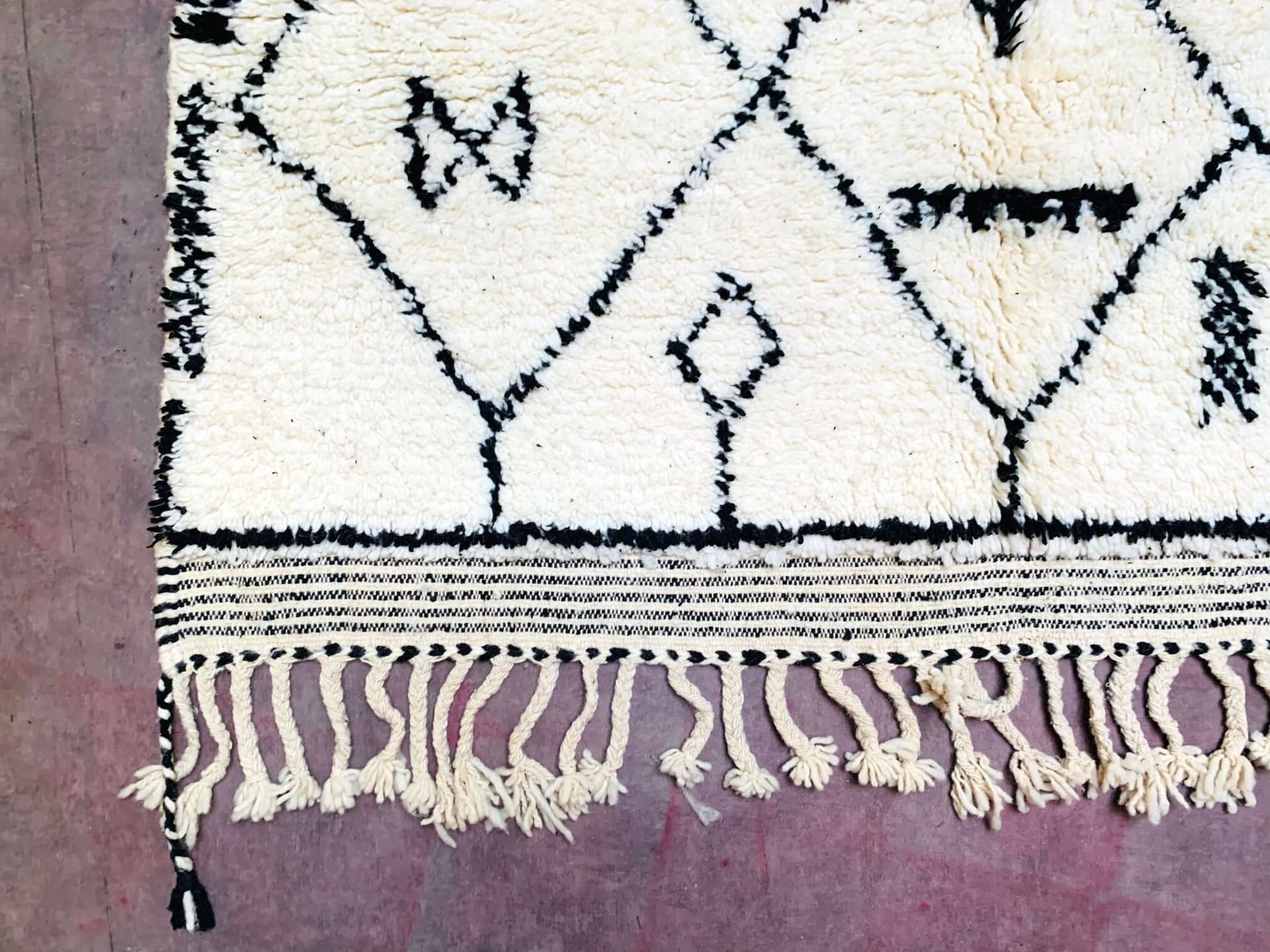 Ivory Scattered Diamond Beni Ourain Rug