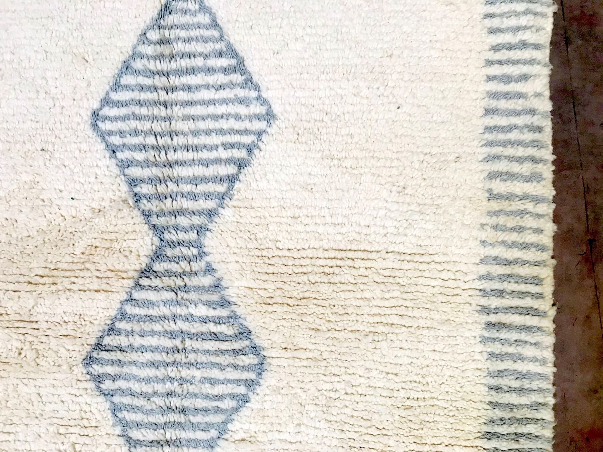 Ivory Hourglass Beni Ourain Rug