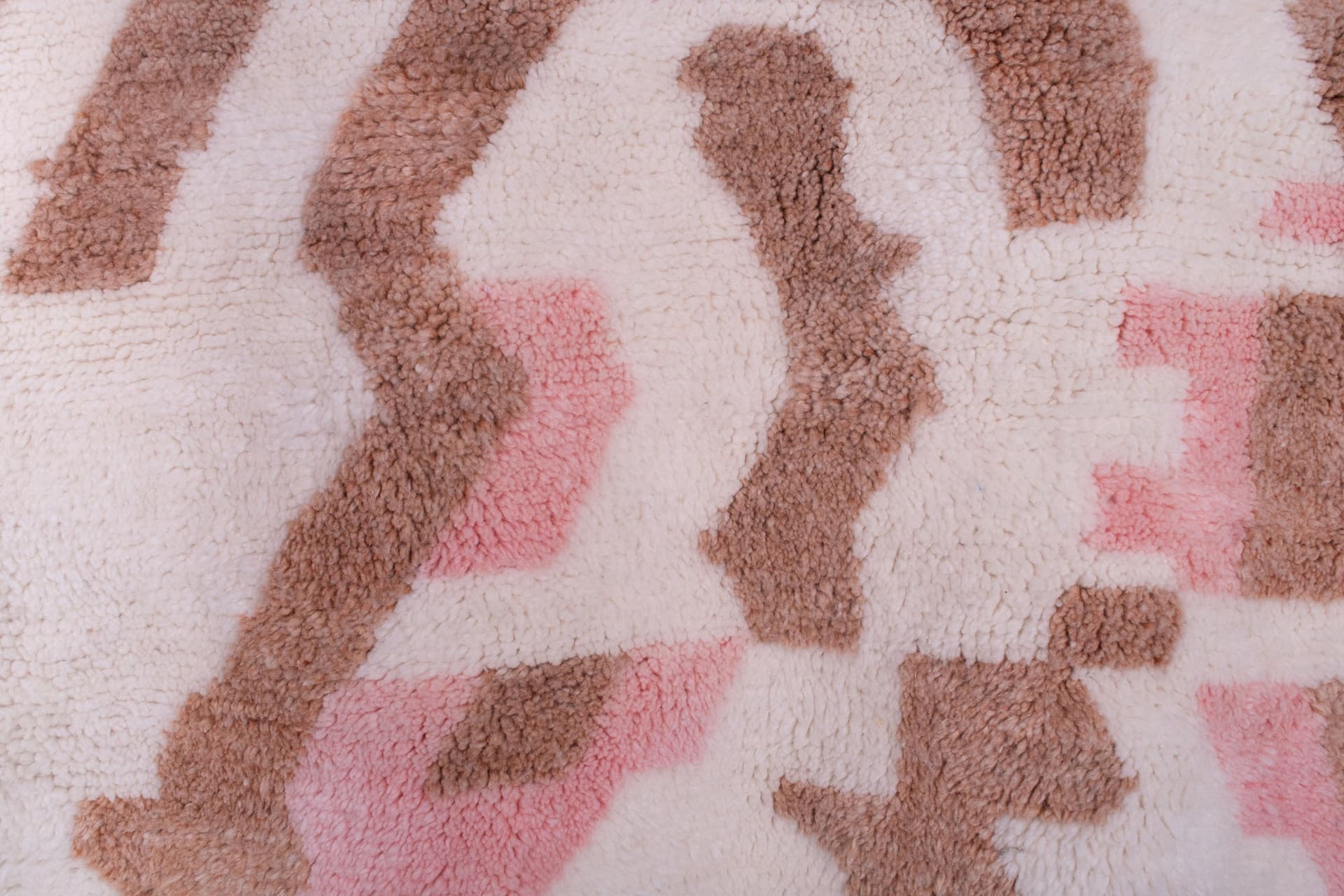 Ivory Green Diamond Beni Mrirt Rug