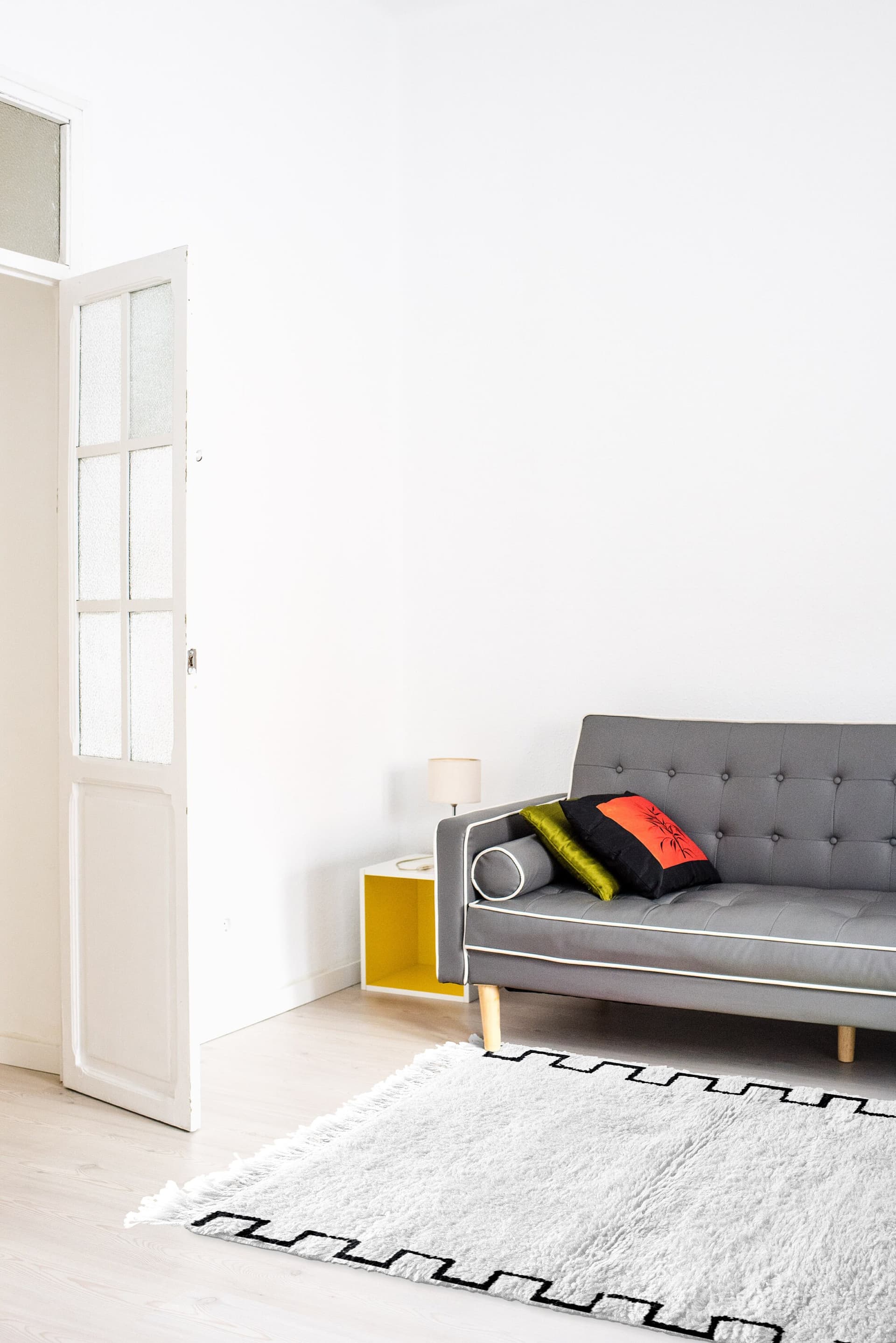 Neutral Stepped Border Beni Ourain Rug
