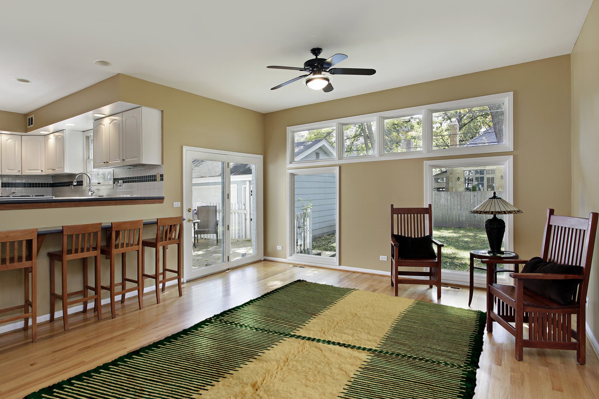 Green Ivory Striped Beni Mrirt Rug