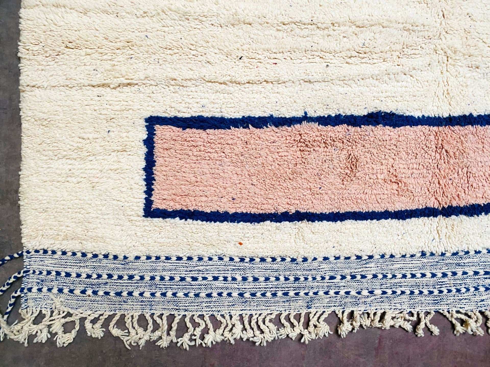 Neutral Linear Beni Ourain Rug