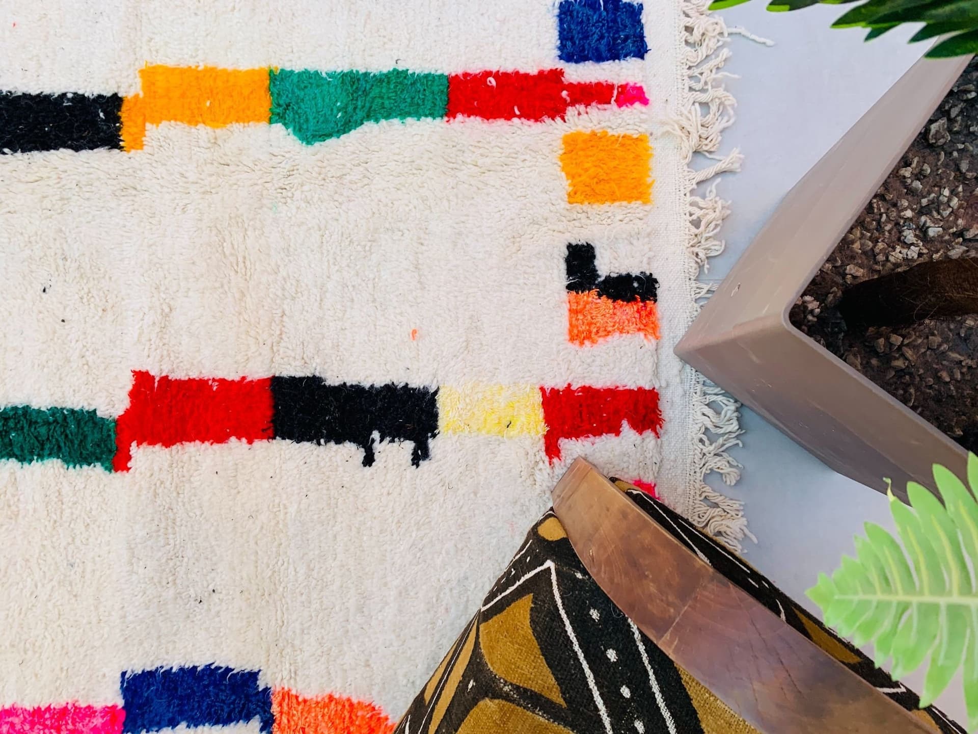 Neutral Abstract Line Beni Ourain Rug
