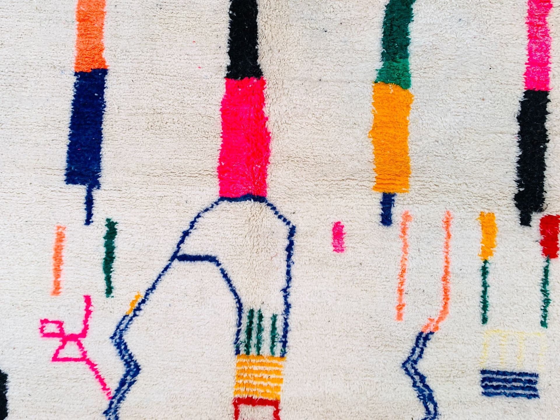 Neutral Abstract Line Beni Ourain Rug