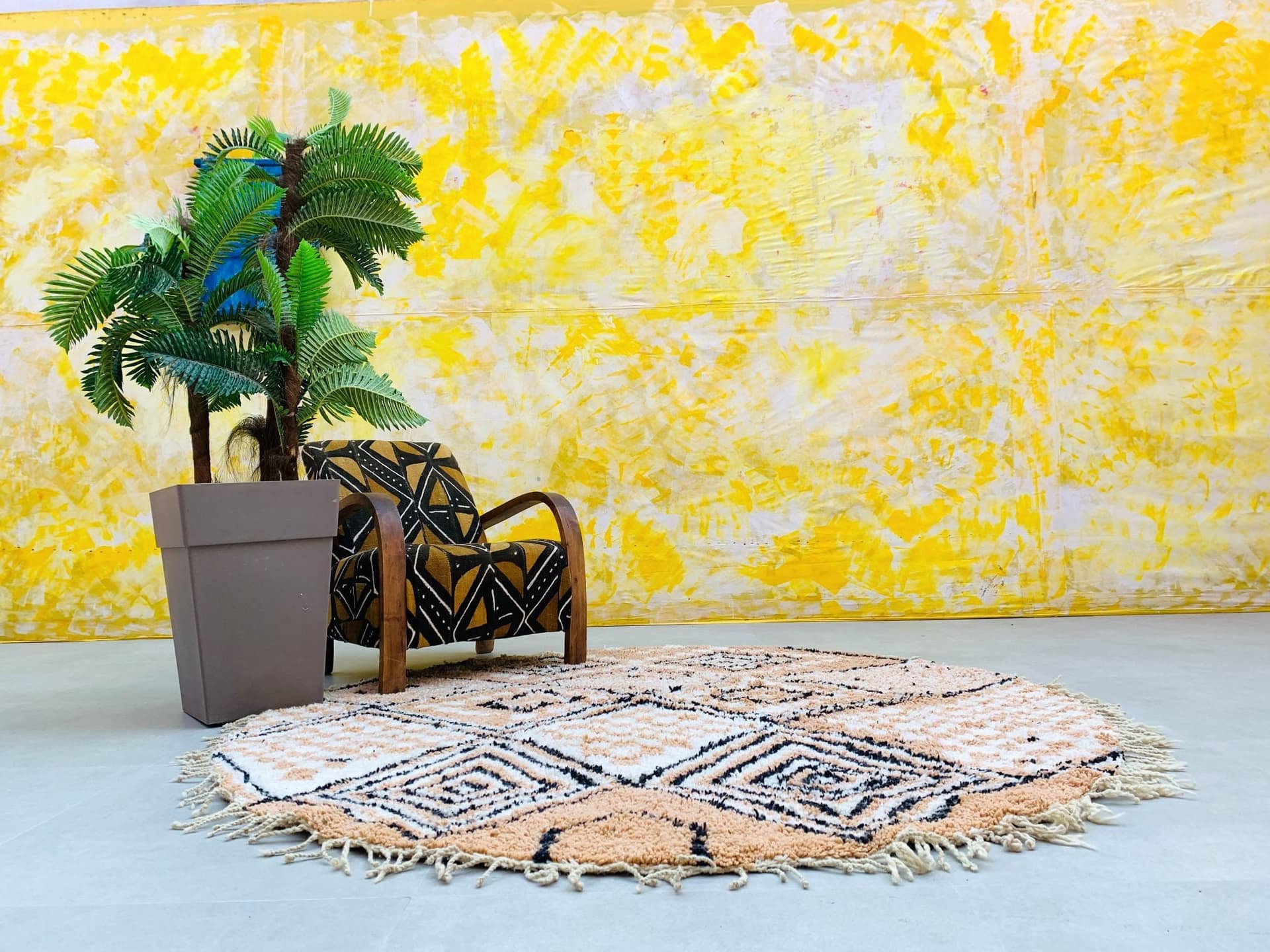 Neutral Geometric Round Beni Ourain Rug