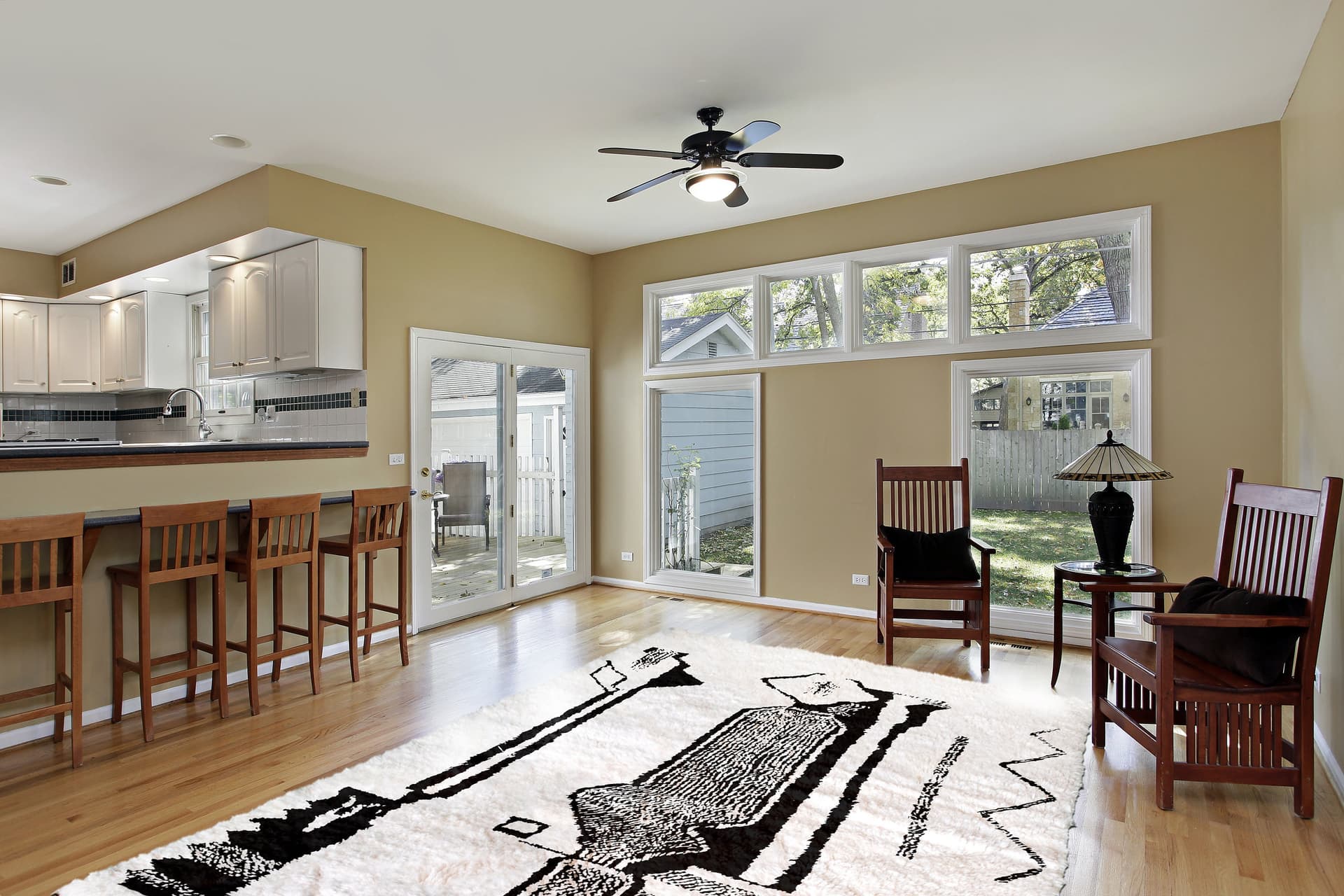 Ivory Abstract Line Beni Ourain Rug