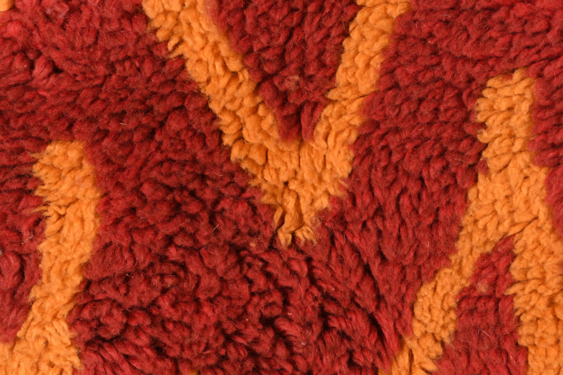 Rust Zigzag Shag Rug
